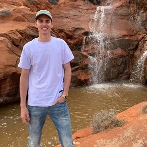 Meet your Posher, Kian